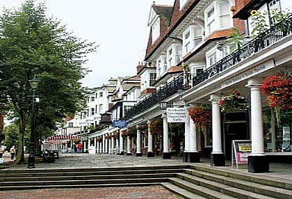 Tunbridge Wells Kent town centre area near Paul Marro Cognitive Hypnotherapy practice